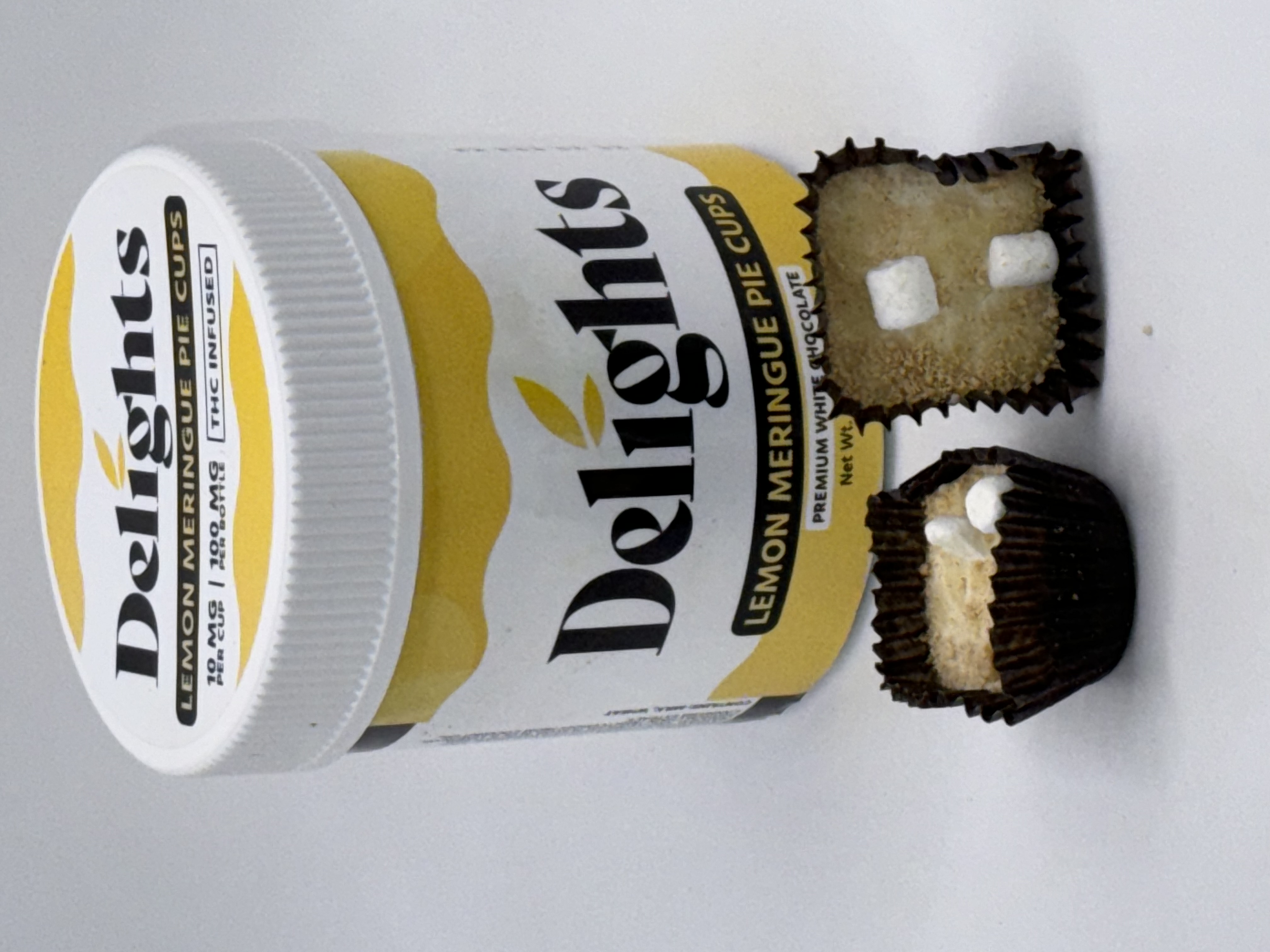 Photograph of product: 427 Delights - WC Lemon Meringue Pie