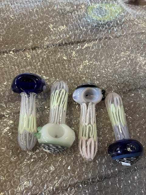 Photograph of product: Swirly Wirly Pipe - 50160