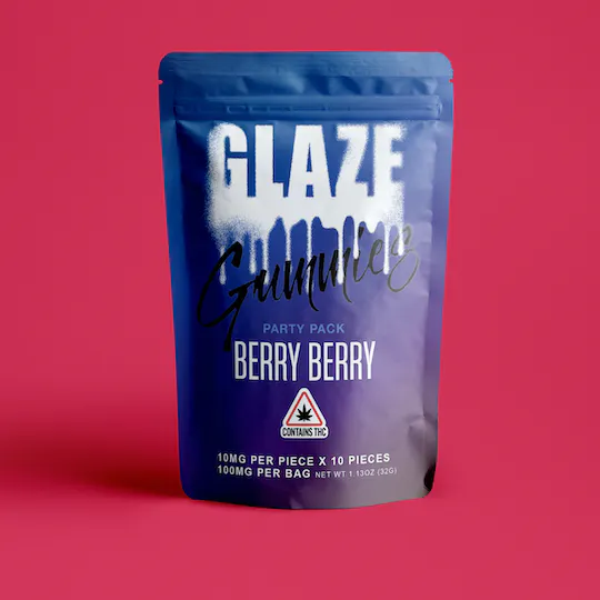 Photograph of product: Glaze 100mg Gummies - Berry Berry