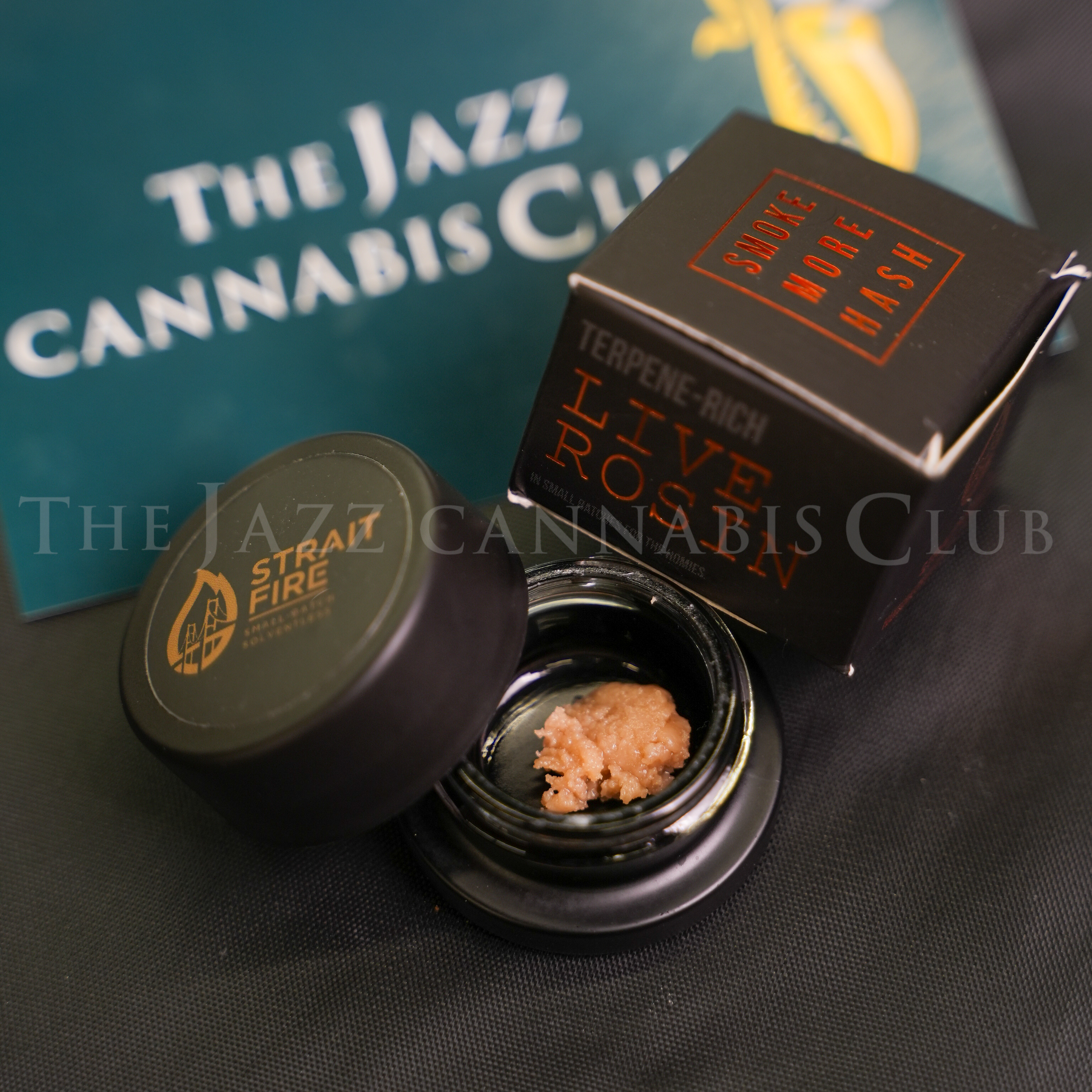Photograph of product: Strait-Fire - Papaya Punch Live Rosin