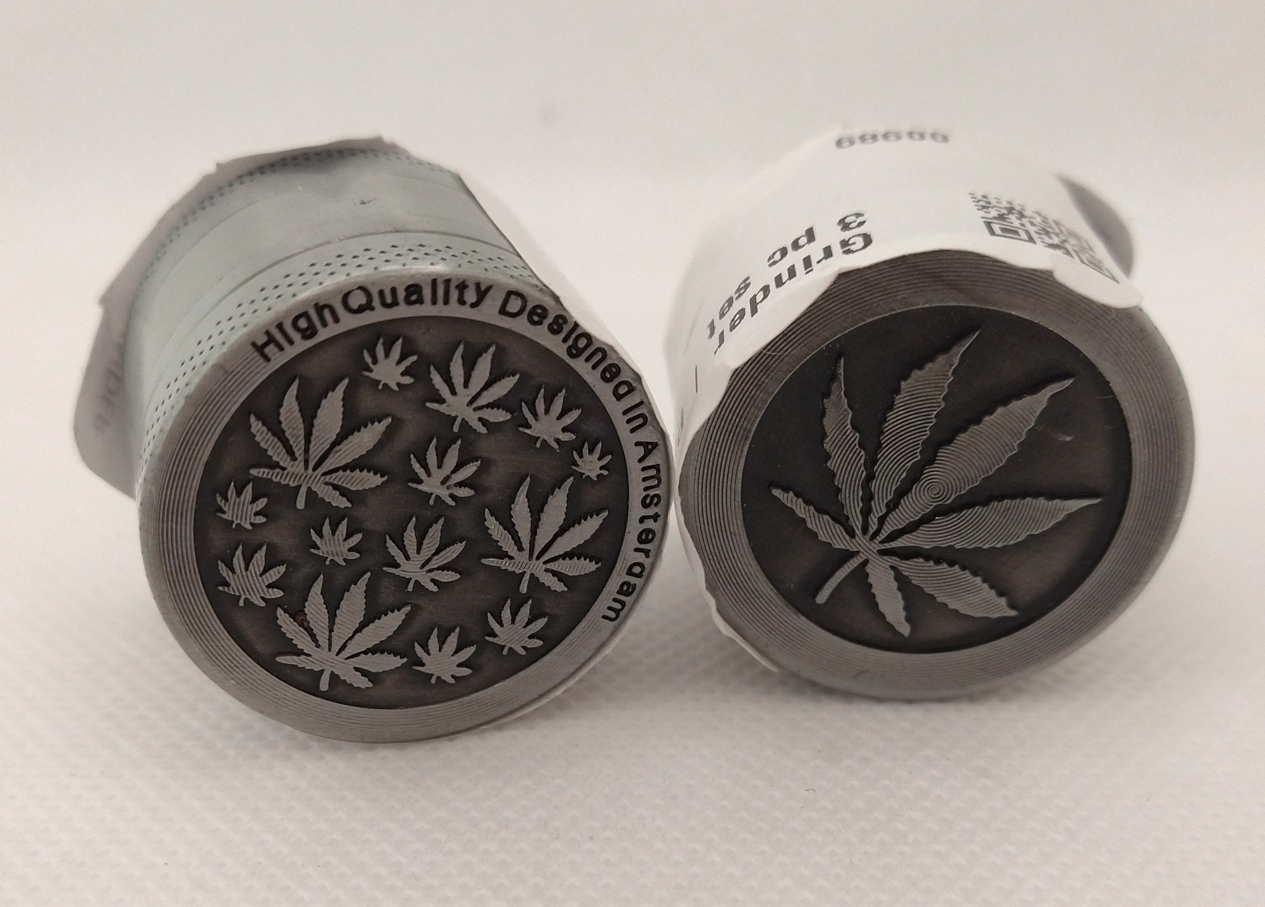 Photograph of product: Grinder | Pot Leaf | 3 pc set