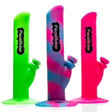 Photograph of product: Kermit 11in Water Pipe