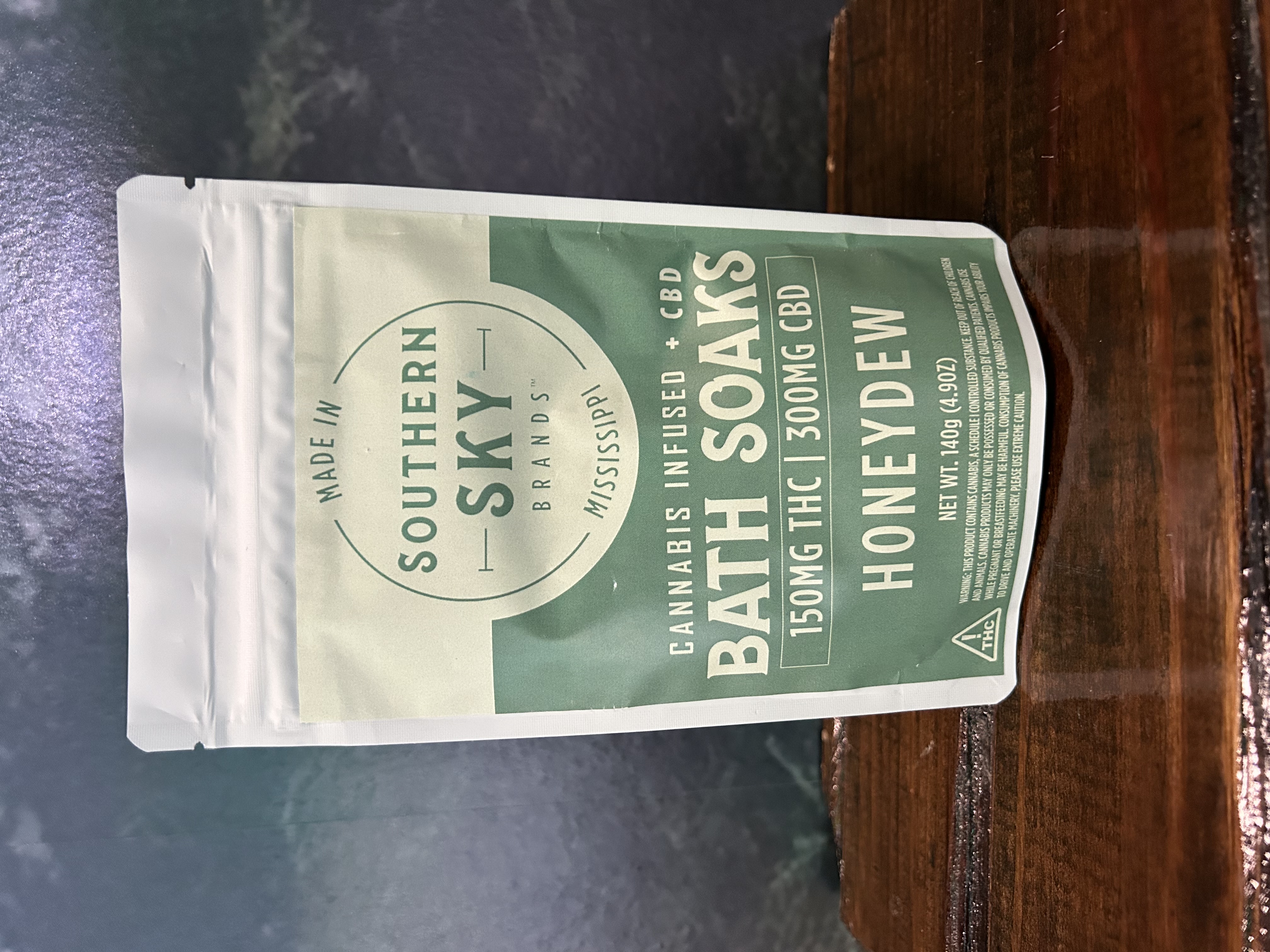 Photograph of product: HoneyDew  | 150mg Bath Soak | Southern Sky