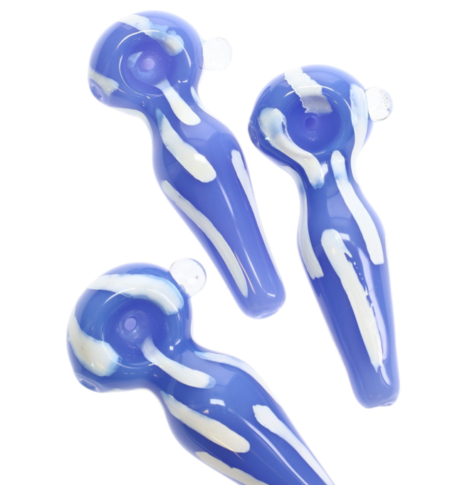Photograph of product: p3134 white striped light blue striped glass pipe