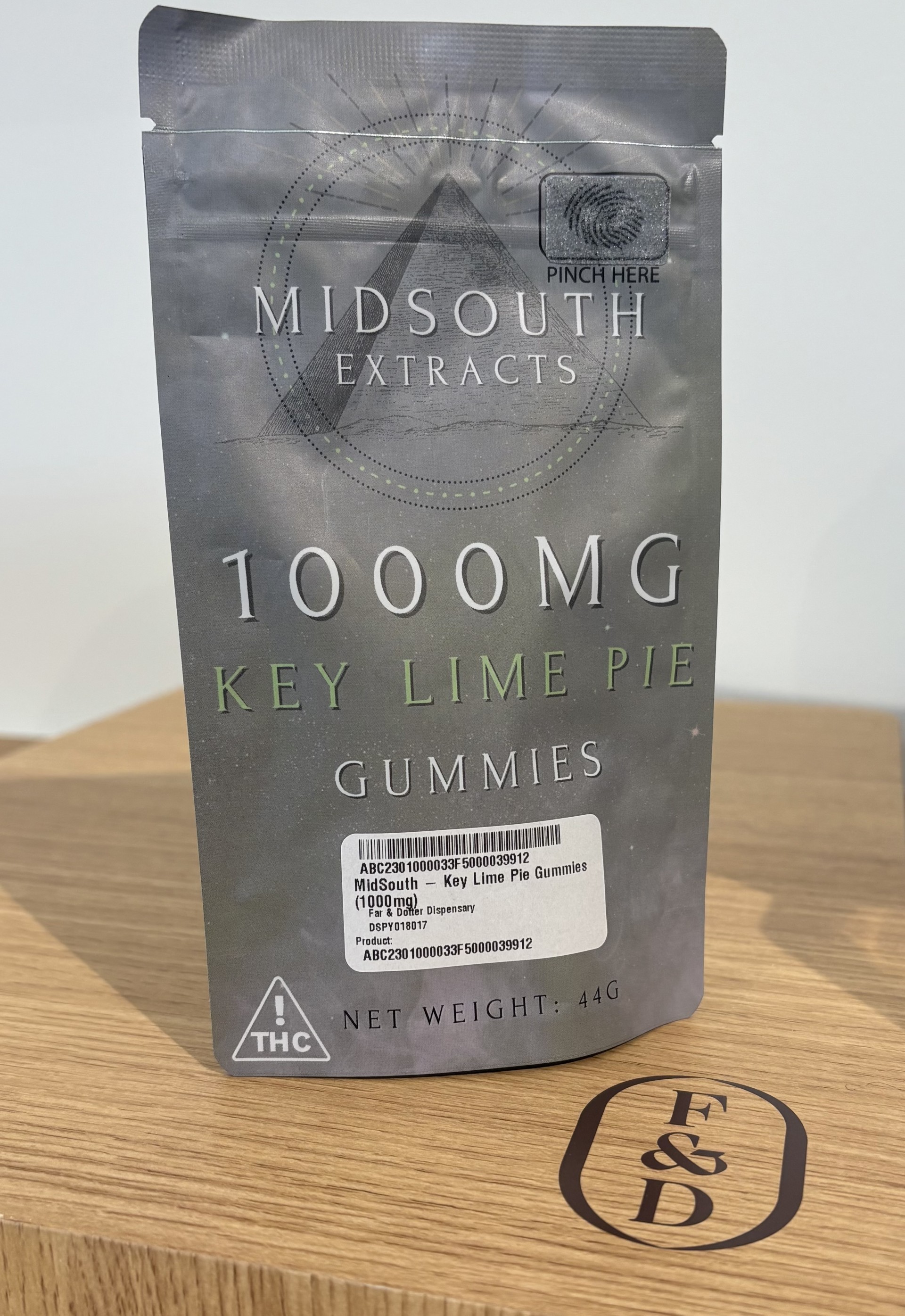 Photograph of product: MidSouth - Key Lime Pie Gummies (1000mg)