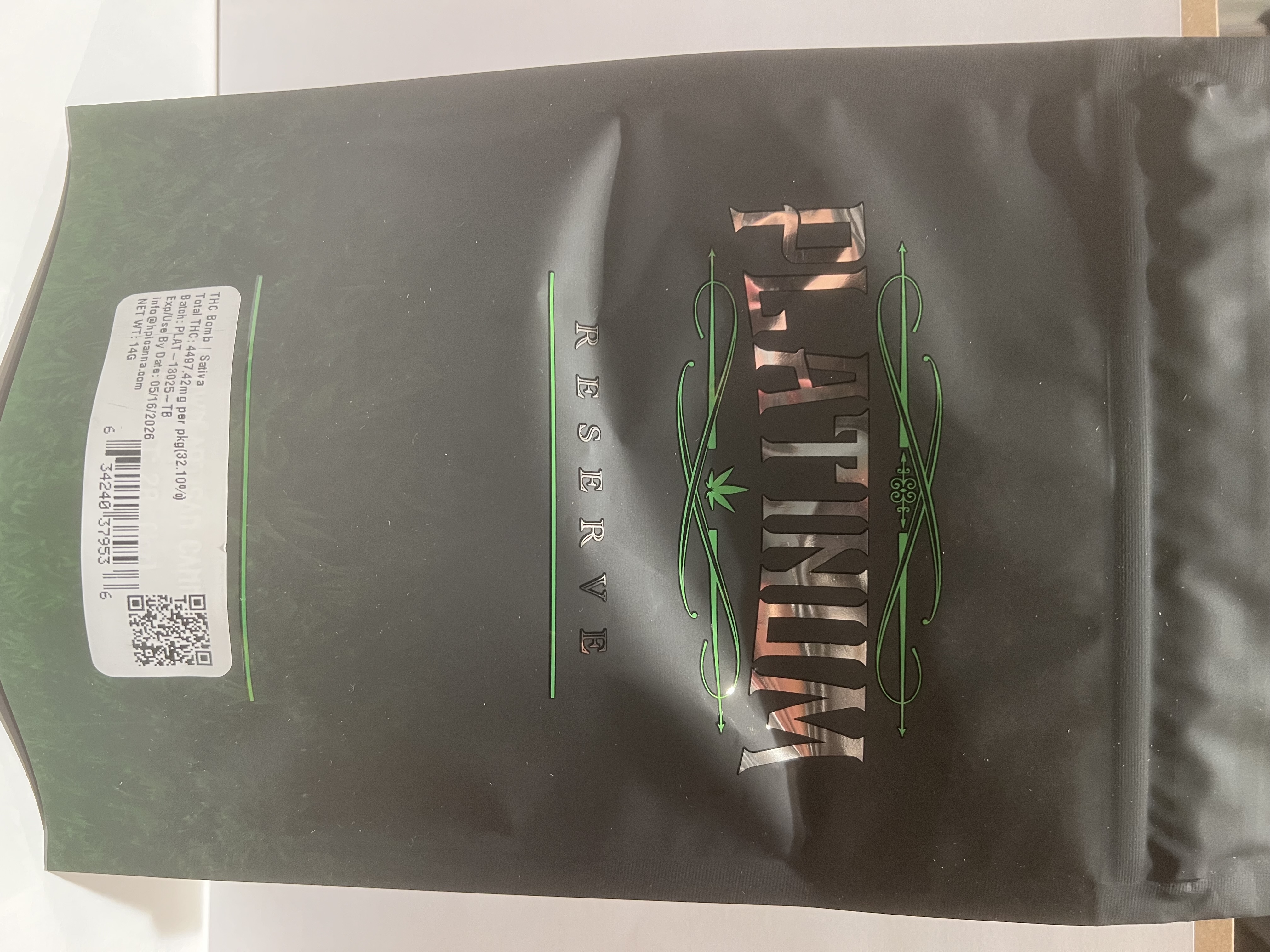 Photograph of Product: Platinum Reserve | THC Bomb - 14g