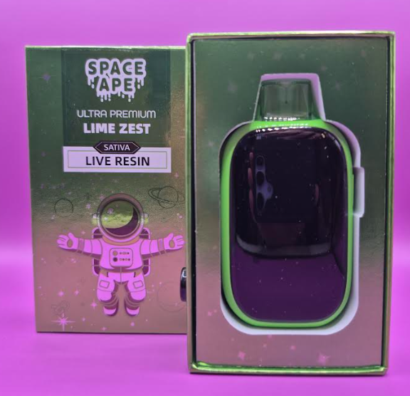 Photograph of product: Space Ape - 2g AIO Disposable Vape - Lime Zest (S)