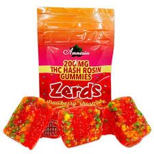 Photograph of product: Amnesia - 200mg Zerds au chocolat Rosin Gummies - Strawberry Shortcake