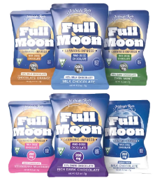 Photograph of product: Midnight Roots   200mg Full Moon   Sugar Free Milk Chocolate