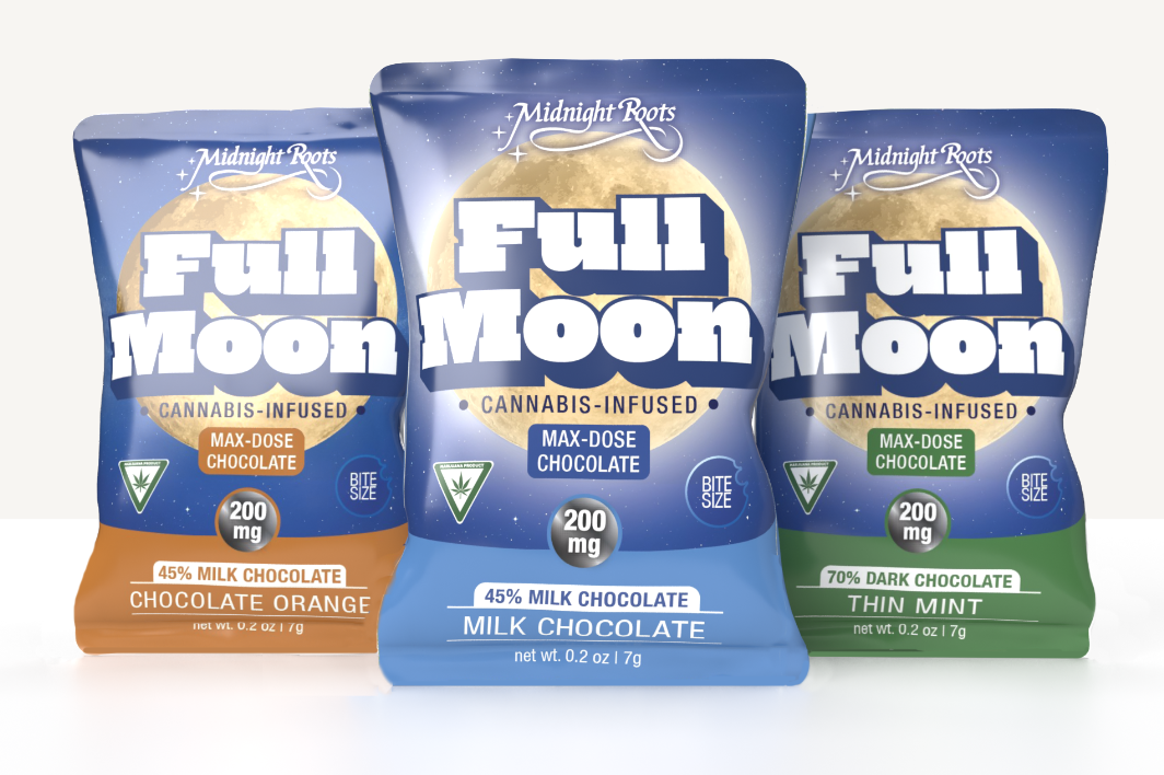 Photograph of product: Midnight Roots - 200mg Chocolate Coin - Strawberry Milkshake