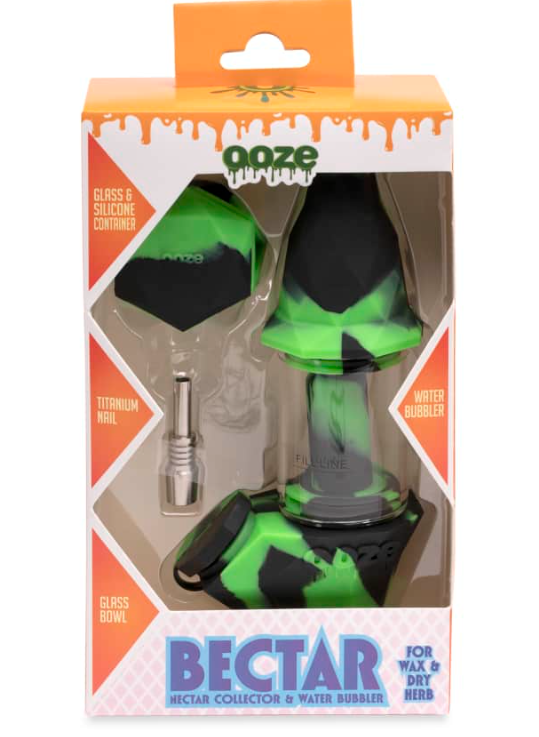 Photograph of product: Ooze Silicone Water Pipe & Straw Combo