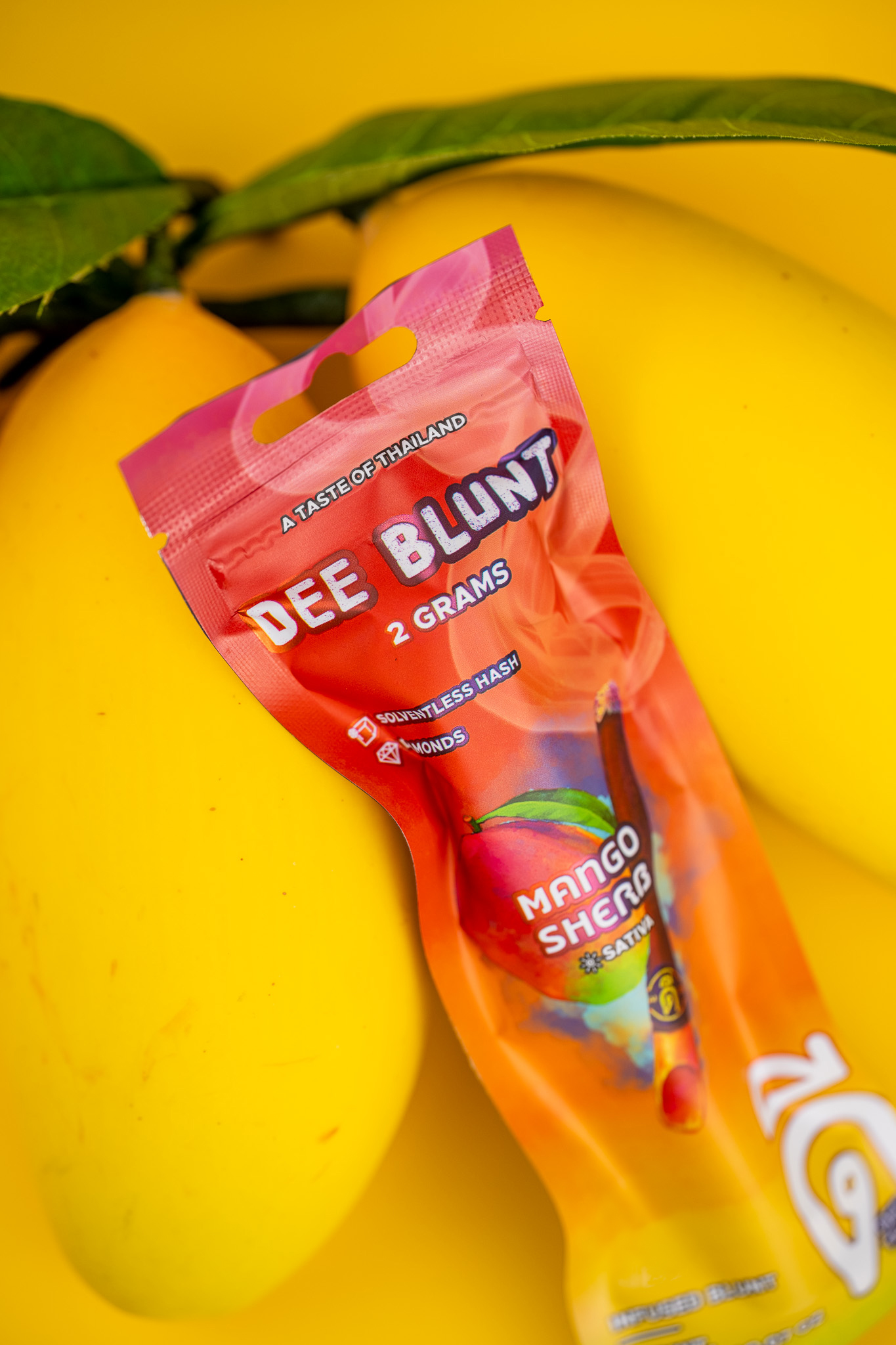 Photograph of product: 2g Dee Blunt Mango Sherb