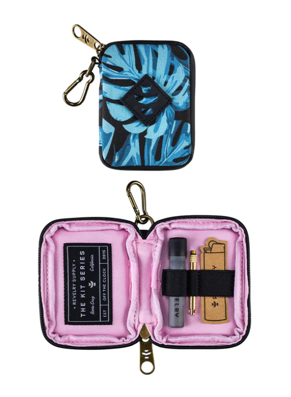 Photograph of product: Chillum Kit - Monsterra