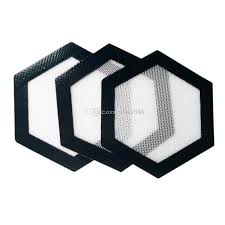 Photograph of product: 5" Silicone Hexagon Dab Mat