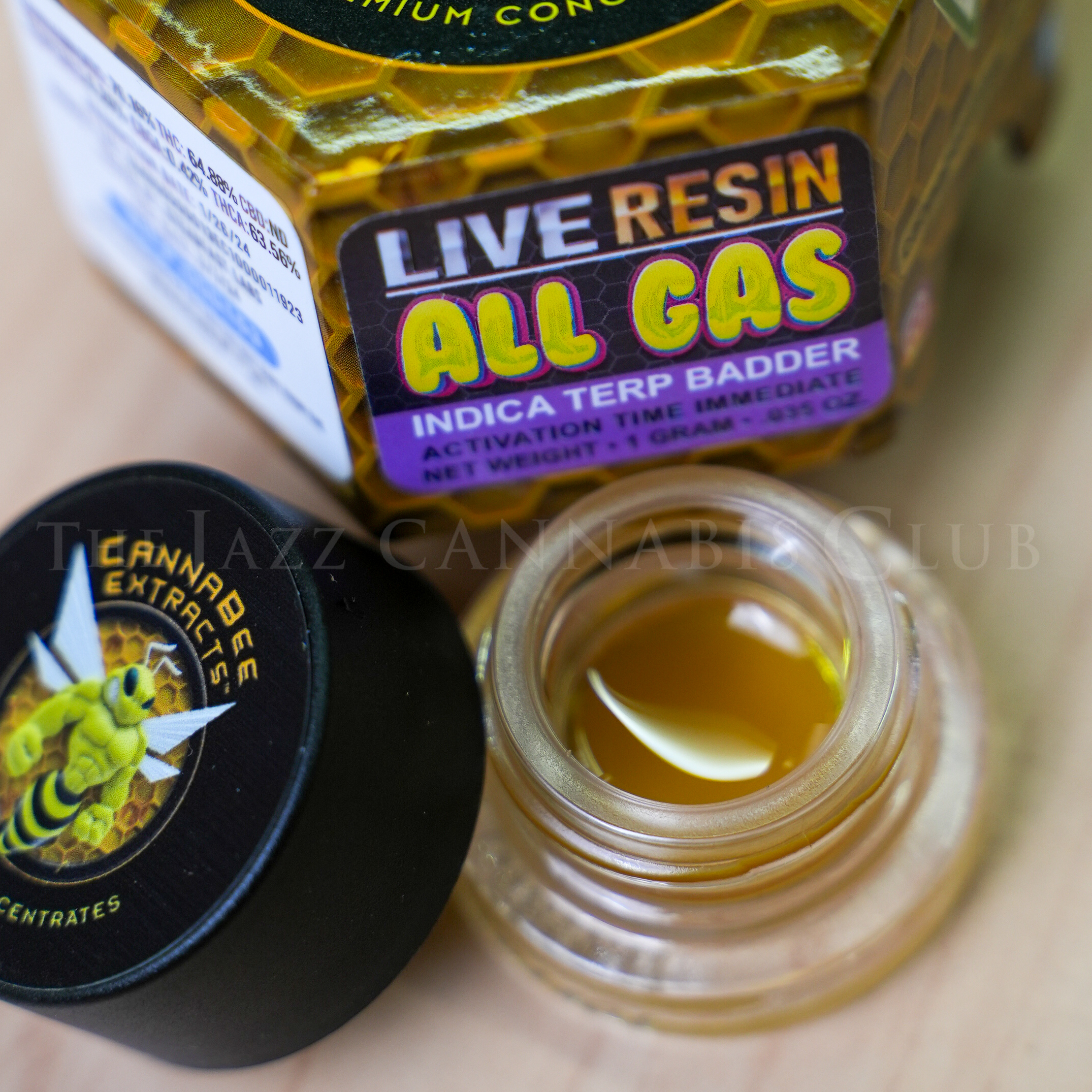 Photograph of product: Cannabee Extracts - All Gas Live Resin Terp Badder (Oui'd)