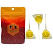 Photograph of product: Strawberry Lollipops (4pk) - 88.93mg - Lionheart Oui'd