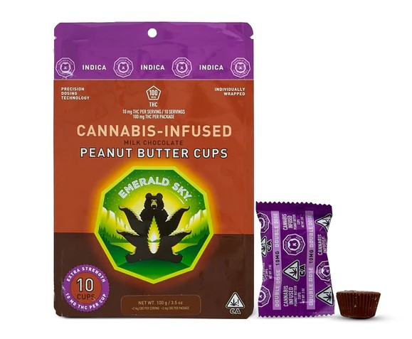 Photograph of product: Oui'd MILK CHOCOLATE PEANUT BUTTER CUPS 100MG 10PC