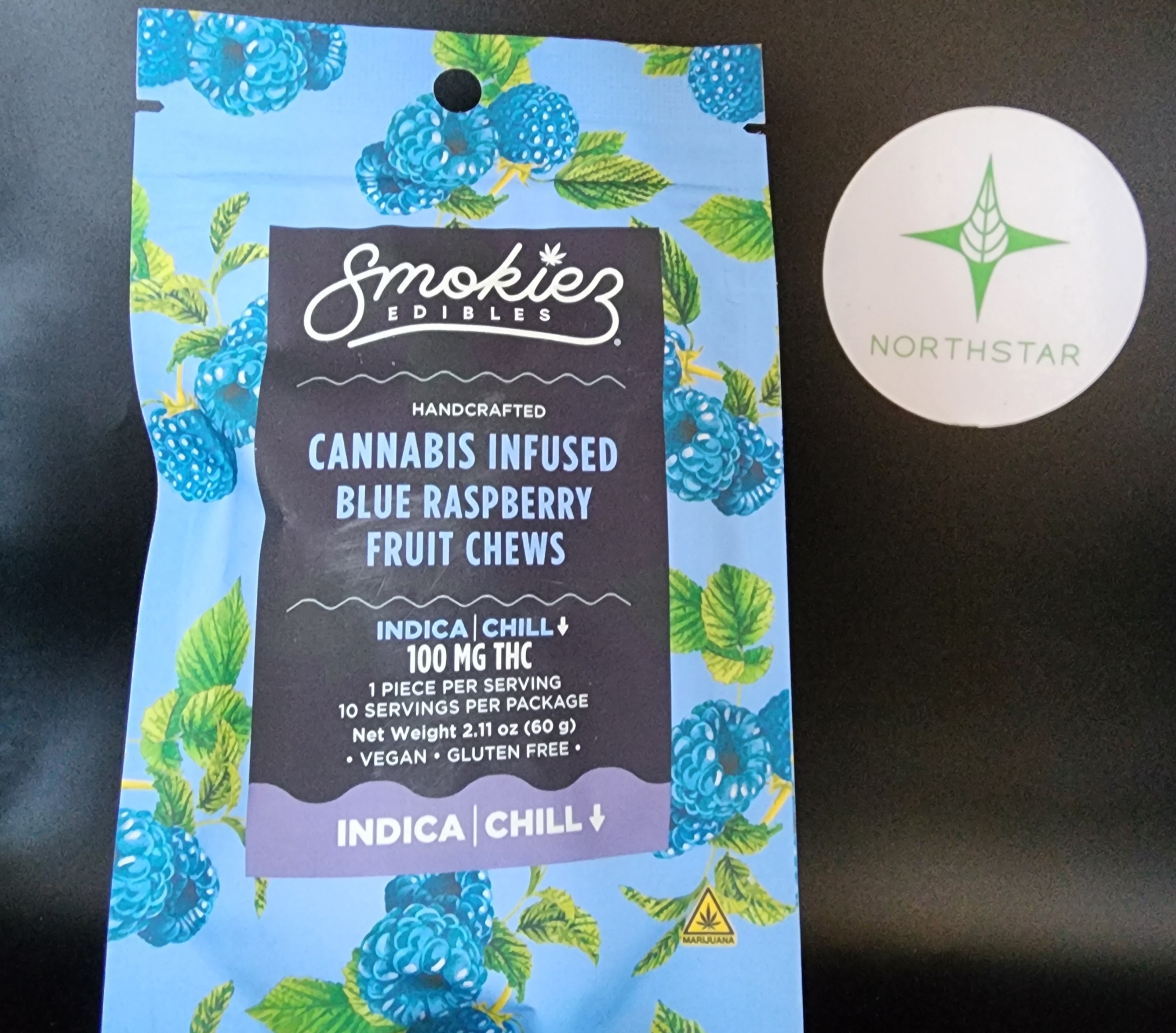 Photograph of product: 10pk Blue Raspberry Oui'd Gummies - Smokiez