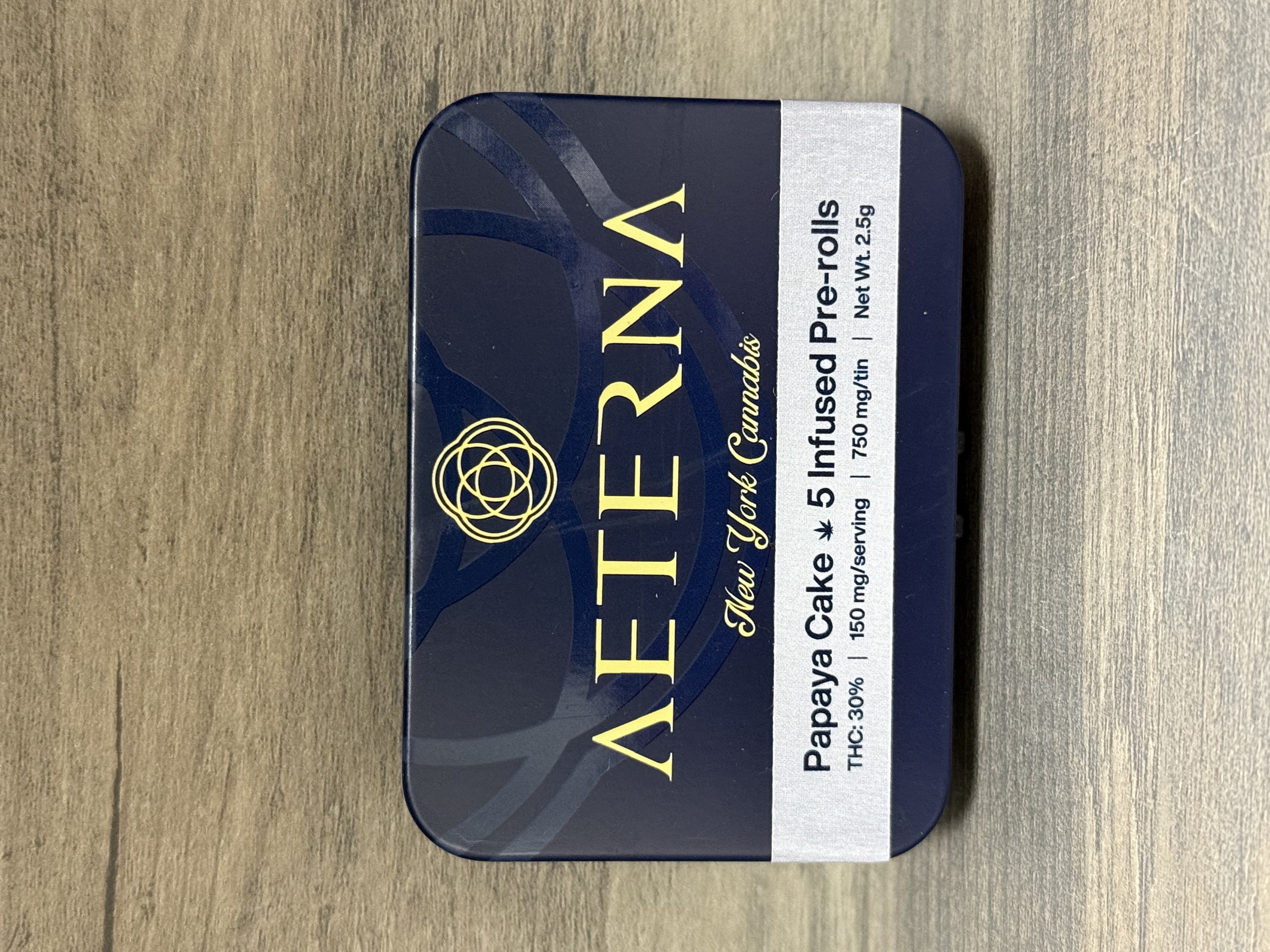 Photograph of product: Aeterna Oui'd - Infused Pre Roll Tin 5pk - Papaya Cake