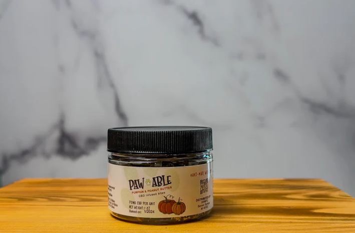Photograph of product: Pawable | Pumpkin & Peanut Butter | 130mg CBD | 25 Count Jar