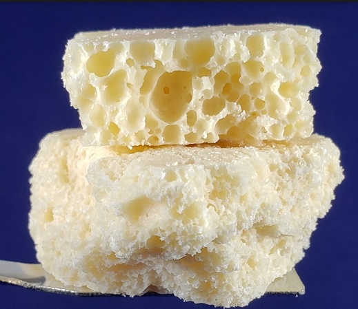 Photograph of product: PureTonic | Wedding Cake x Kush (I) Crumble