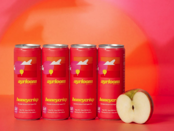 Photograph of product: Honeycrisp Apple Cider UP 2:1 4Pk