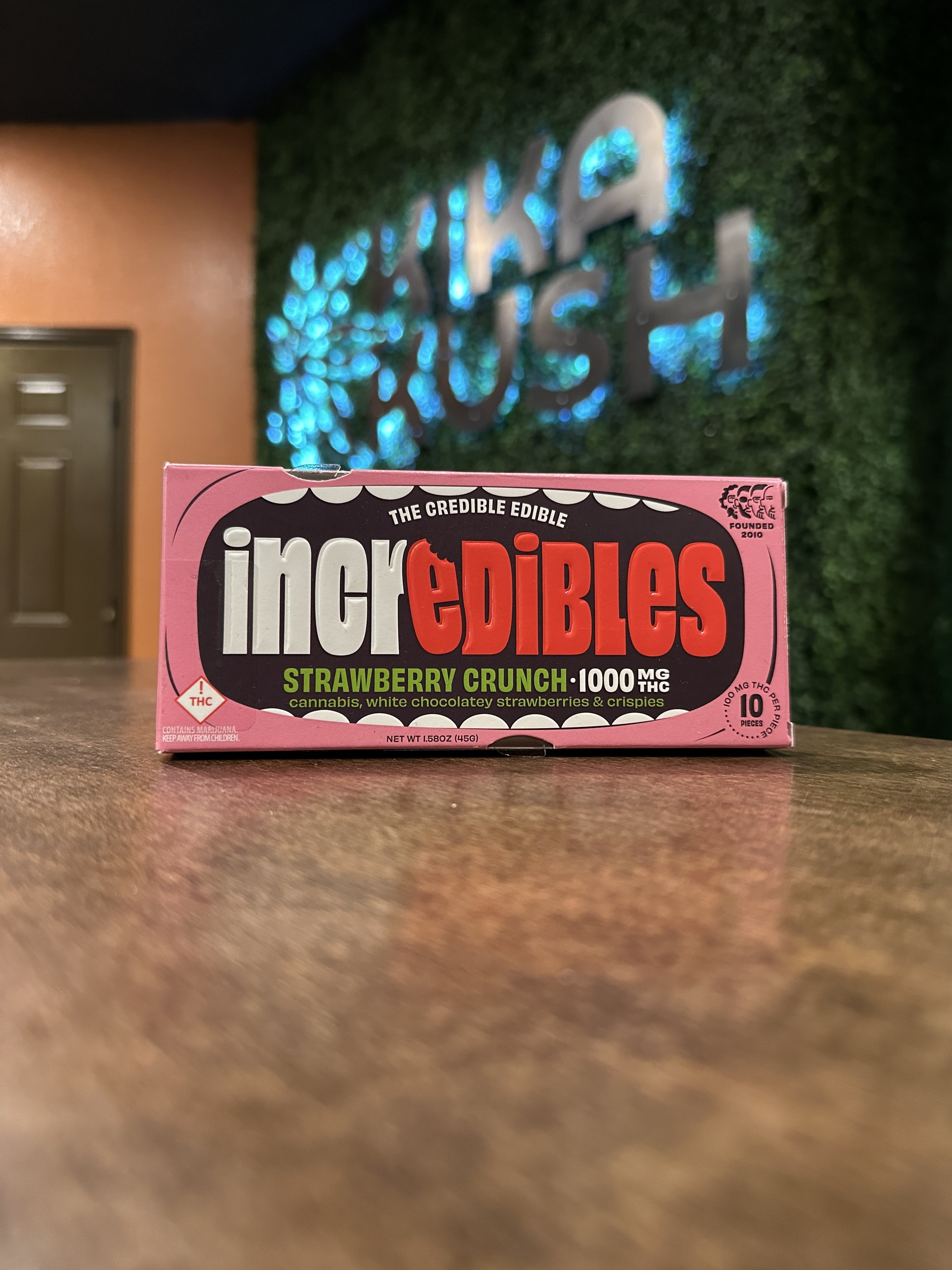 Photograph of product: Incredibles - Strawberry Crunch - 1000mg