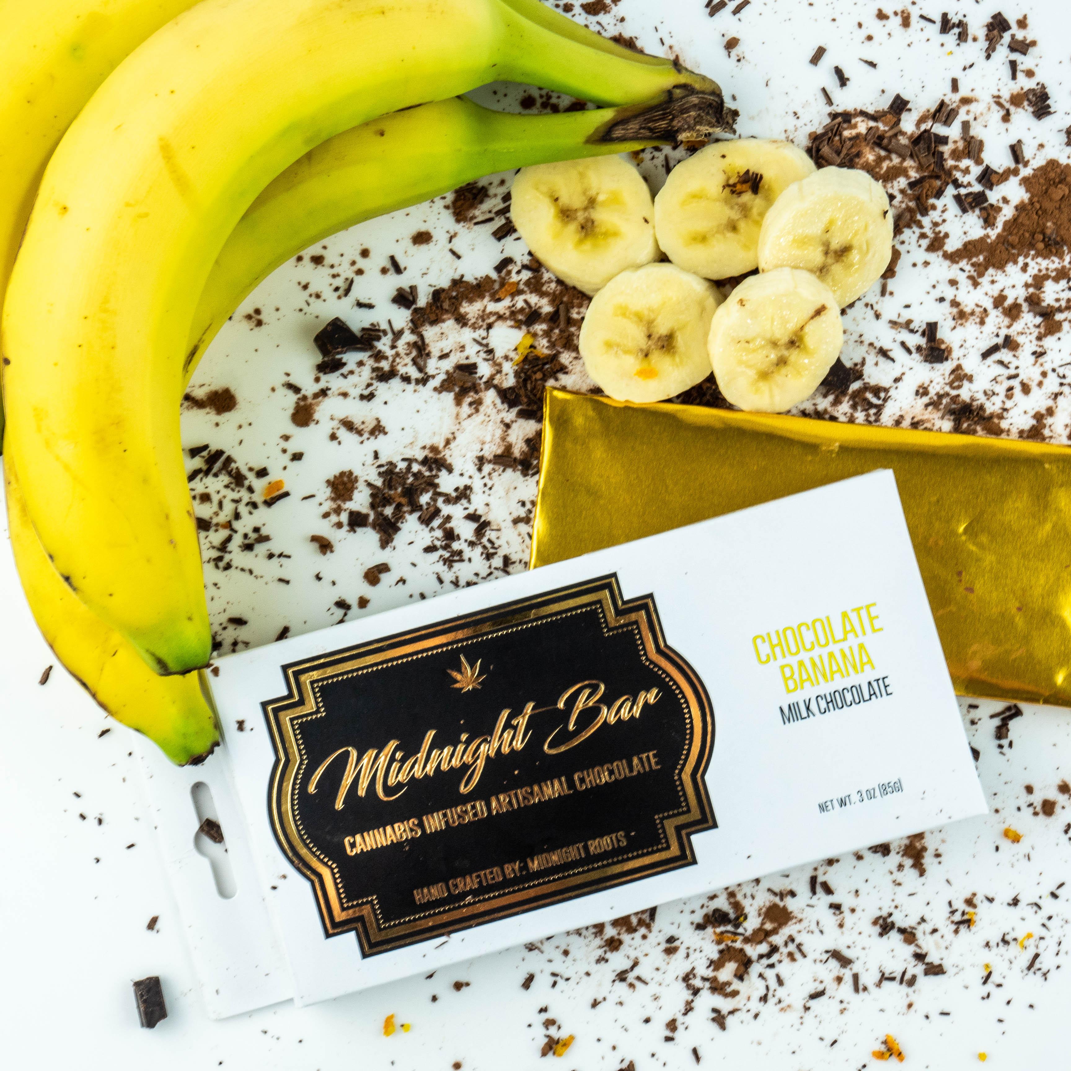 Photograph of product: Midnight: Chocolate Banana 200MG Bar