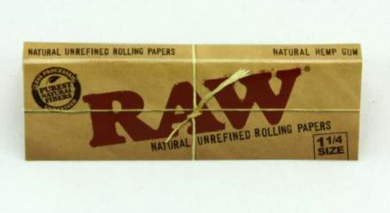 Photograph of product: Raw Classic 1.25" Papers