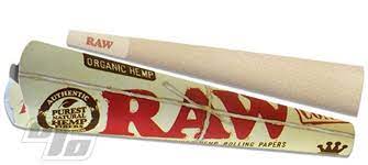 Photograph of product: RAW - Organic Hemp - King Size - Cones 3pk