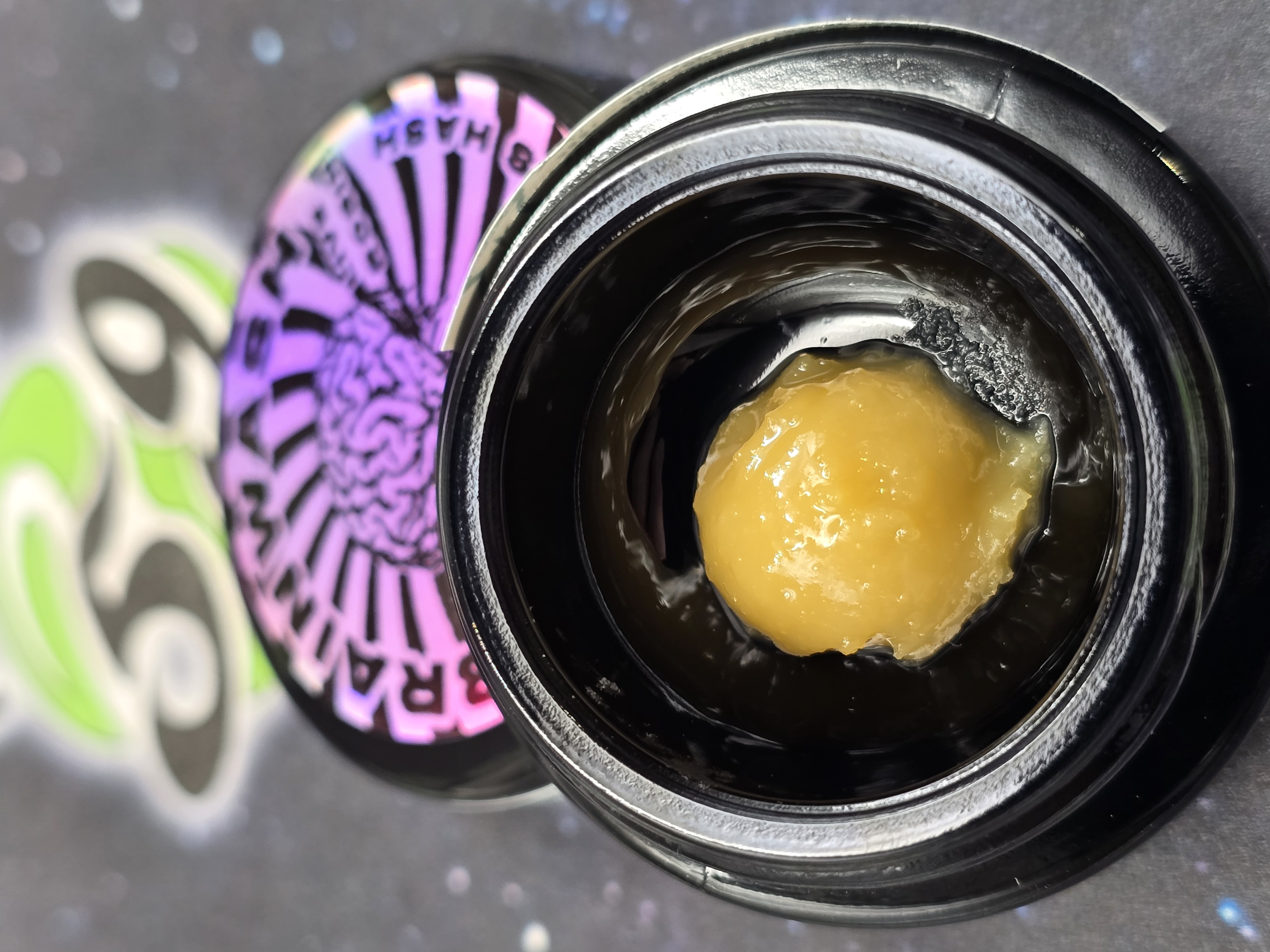 Photograph of product: Brainwash | Garlic Cocktail | 1g Live Rosin (Mislabeled as we only carry 1g)