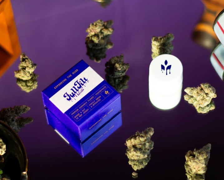 Photograph of product: Strawnana | Cold Cure Rosin | 1g | Oui'd