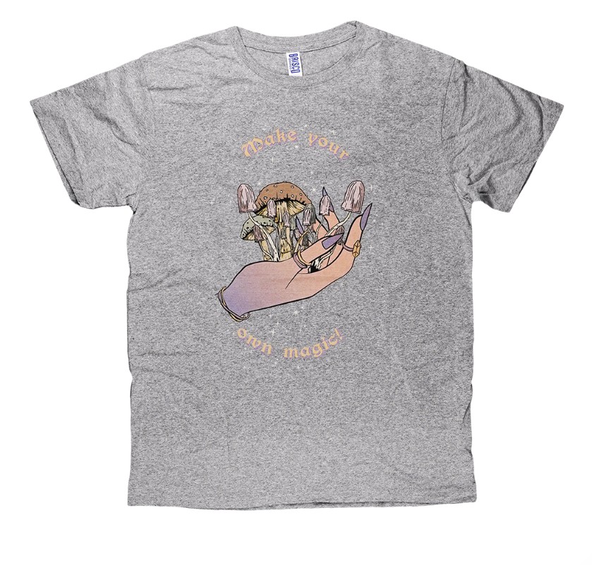 Photograph of product: Brisco Brands Make Your Own Magic T-Shirt