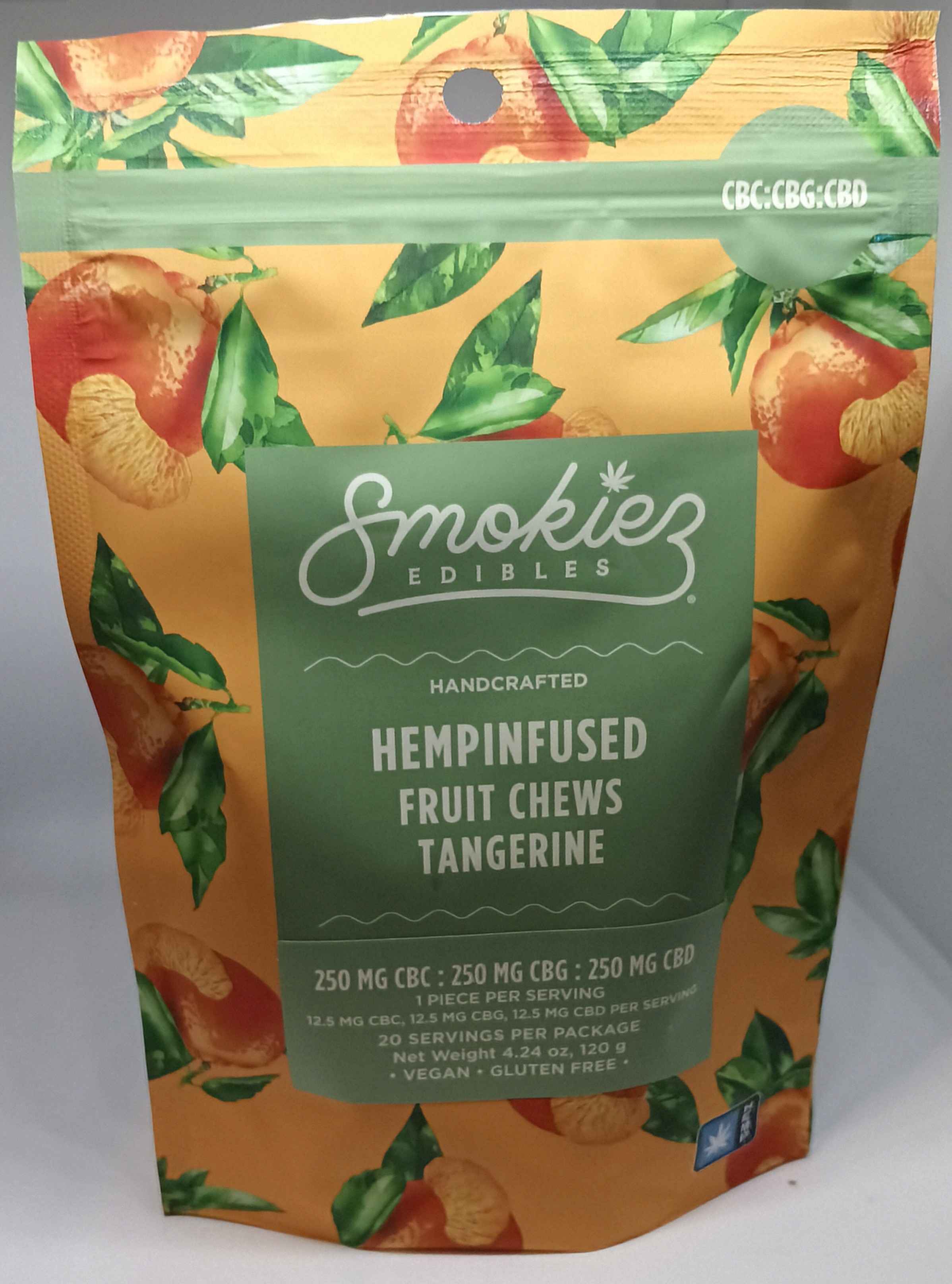 Photograph of product: SMOKIEZ - EDIBLE - FRUIT CHEW - 250MG - 20PK - CBC:CBG:CBD - 1:1:1 - TANGERINE FRUIT