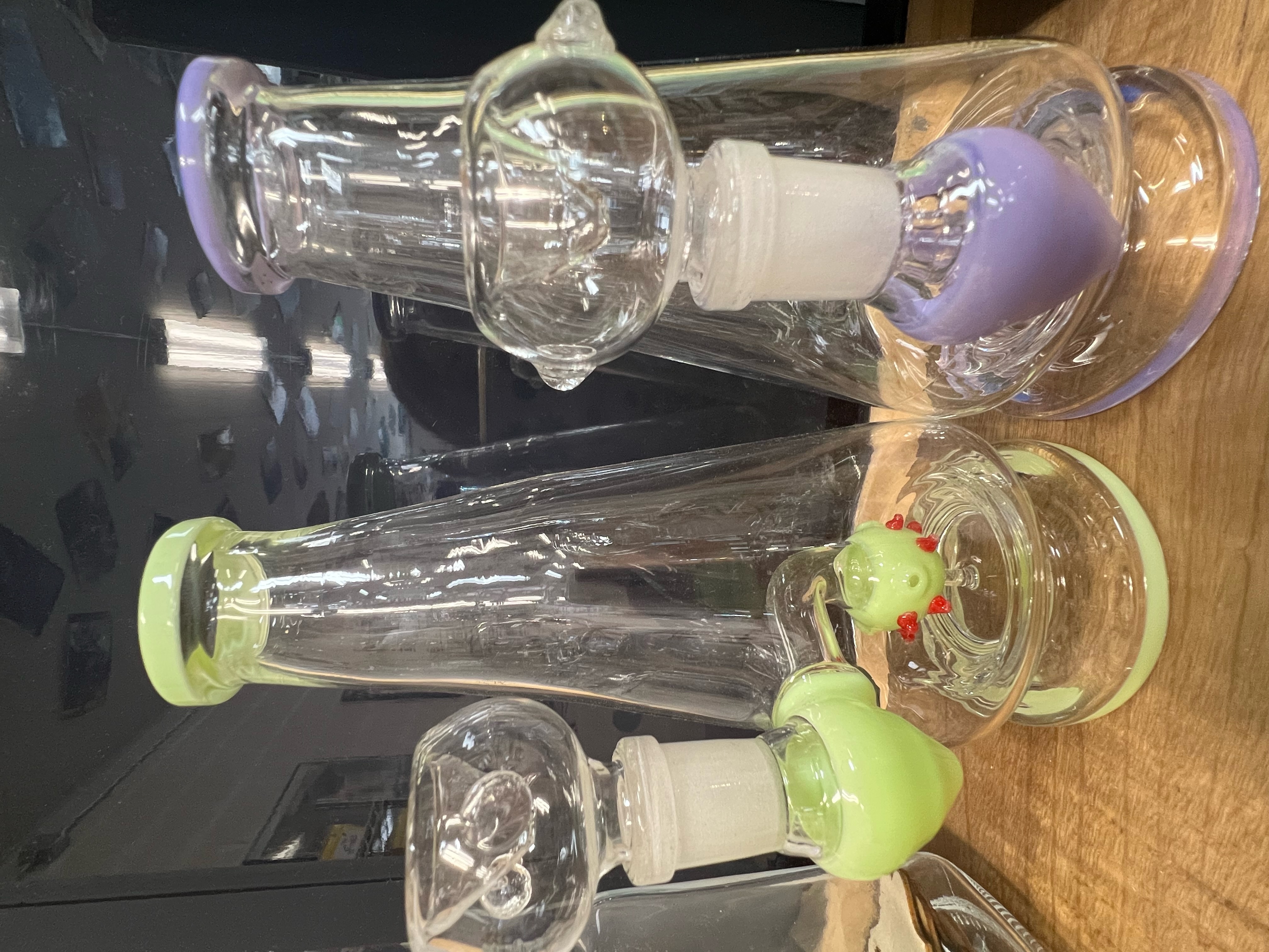 Photograph of product: $25 glass bongs