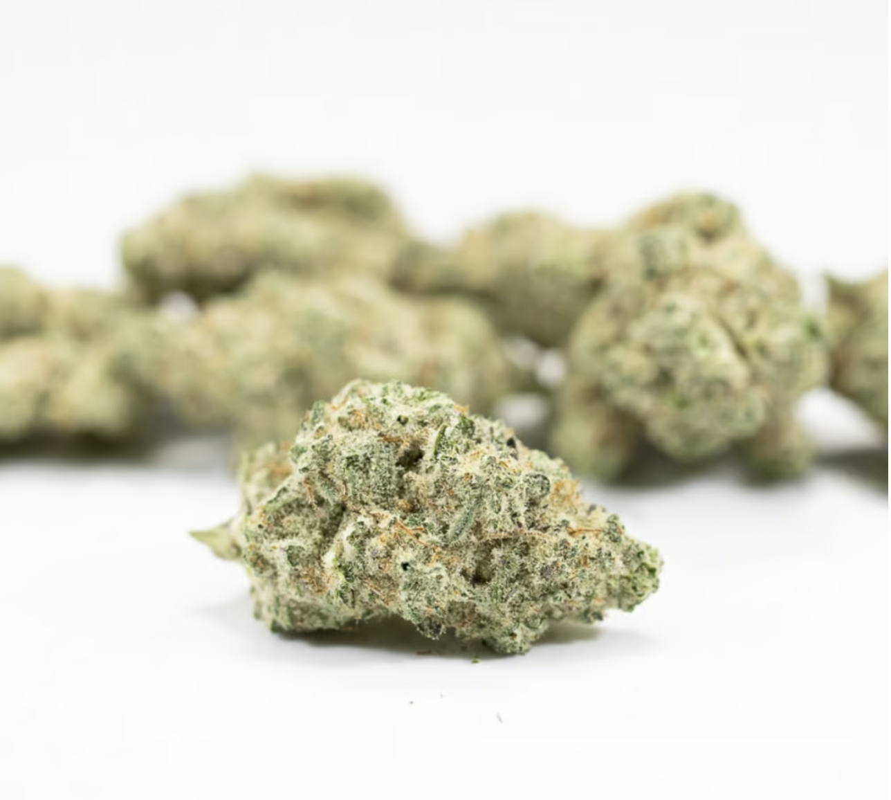 Photograph of product: M.A.C. - Buds - 3.5g