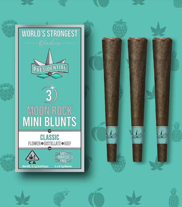 Photograph of product: Classic Moonrock Mini Blunt 3pk