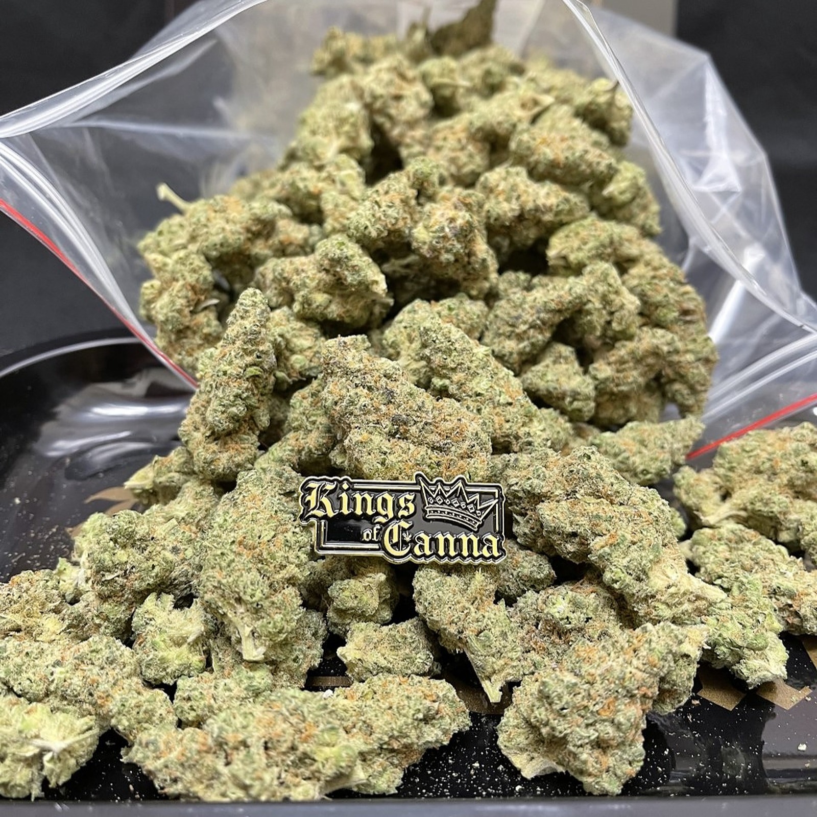 Photograph of product: (*OMMP 1/2LB*) Black Amber - 31.80% TH-oui/0.09% CBD