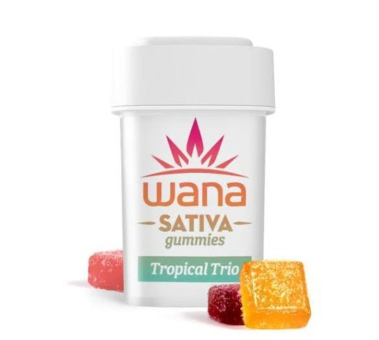 Photograph of product: (59438) Assorted Tropical Trio Gummies 10Pk