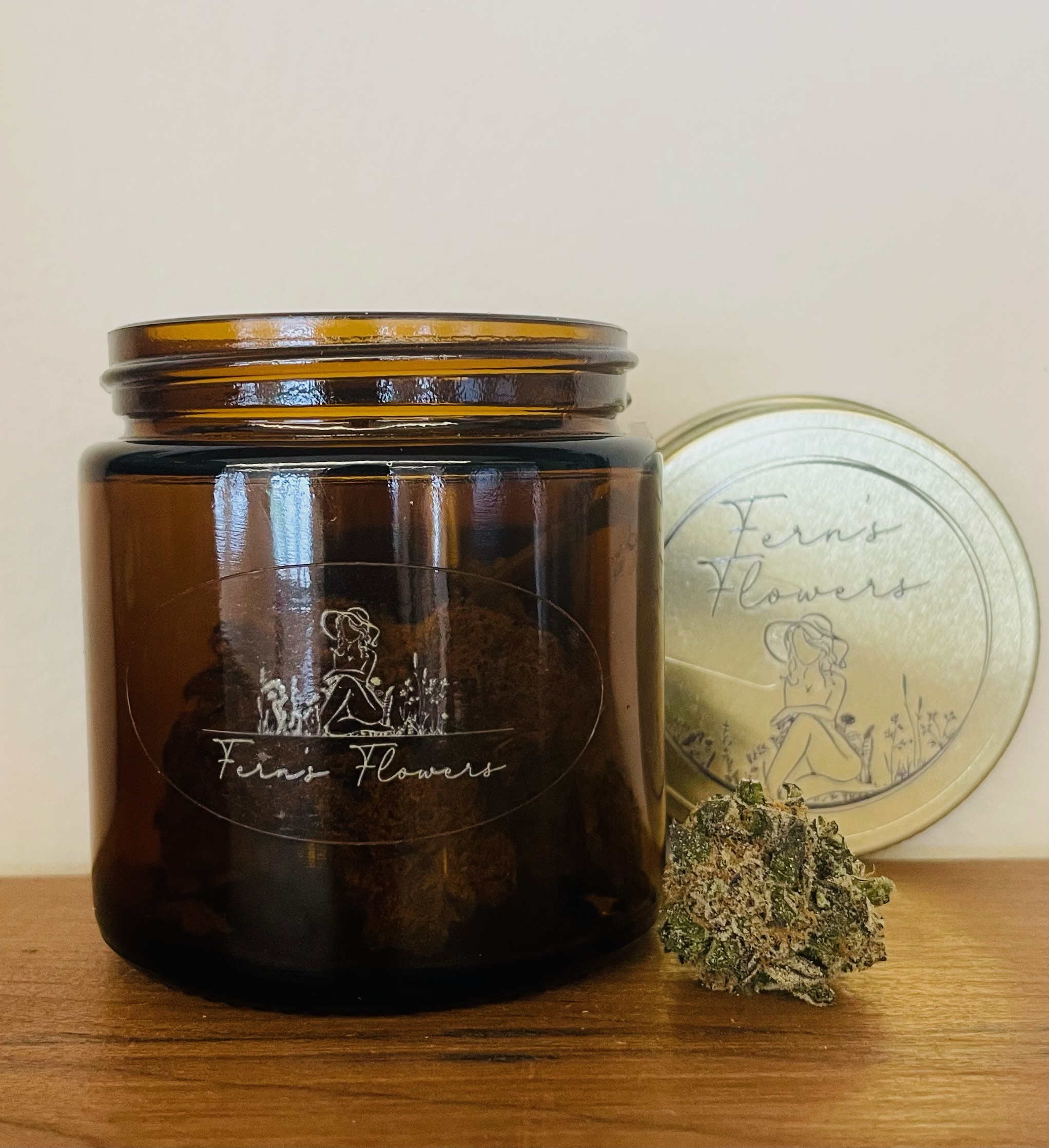 Photograph of product: Fern's Flowers | Grapes and Cream  | Flower | 3.5g | 23.169% TH-oui