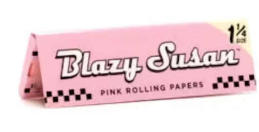 Photograph of product: Blazy Susan Pink Rolling Papers - 50pk/ 1 1/4"