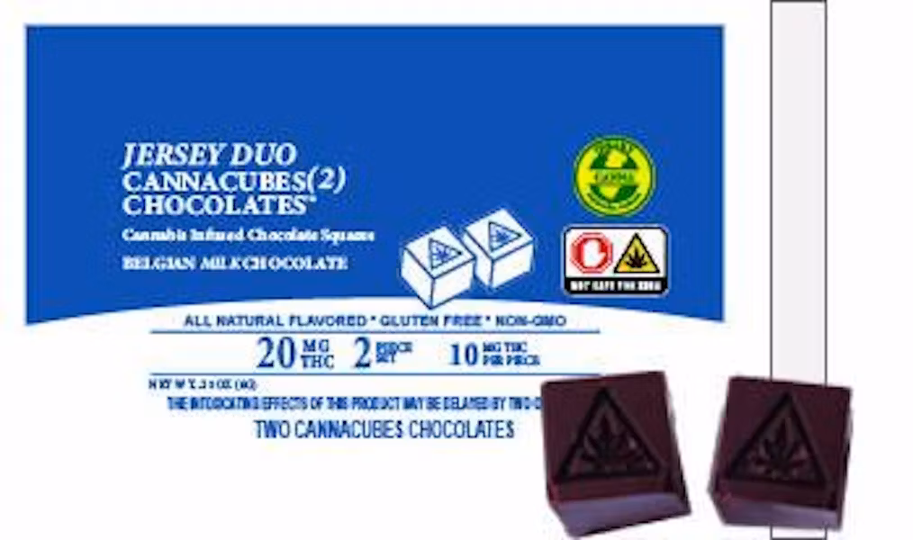 Photograph of product: Jersey Canna | Cannacubes DUO | Milk Chocolate | 2pk/20mg
