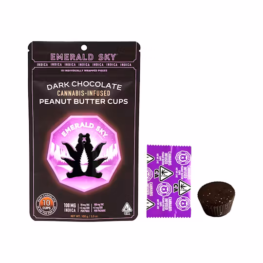 Photograph of product: Emerald Sky - Dark Chocolate Peanut Butter Cups Oui'd - 100mg Edible