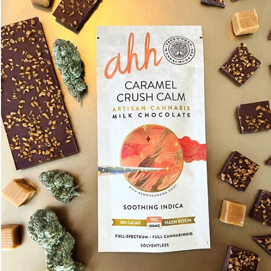 Photograph of product: Caramel Crush Calm 100mg Milk Chocolate Bar Treeworks