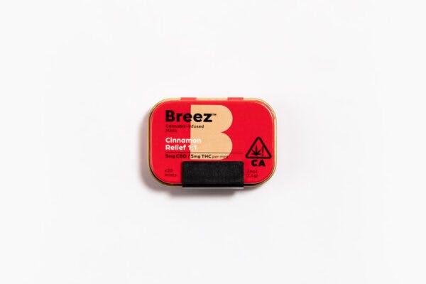 Photograph of product: Breez Cinnamon Relief 1:1 Mint Tin