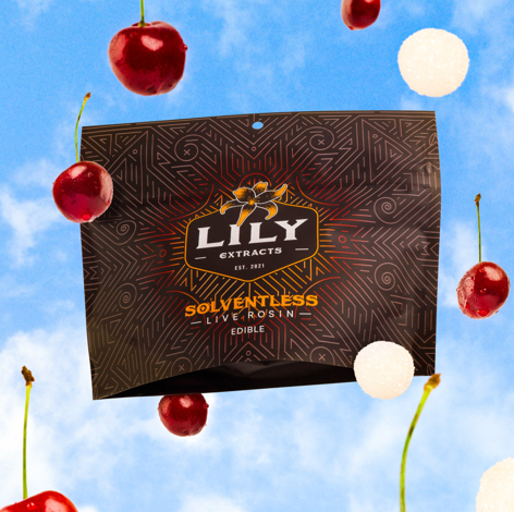 Photograph of product: Wild Cherry Cannapunch | Live Rosin Pectin Chews | 10pk/100mg