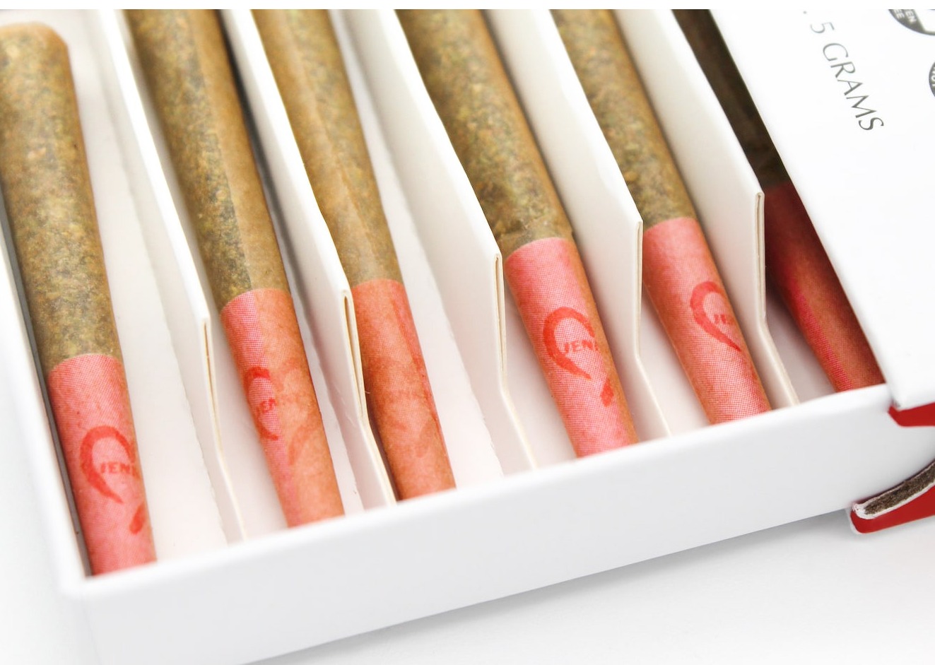 Photograph of product: Jenny's | Petit J's | Biscotti | 0.5g Pre-Rolls | 10pk