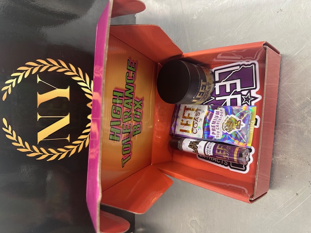 Photograph of product: Left Coast | High Tolerance Bundle Box - 3.5g