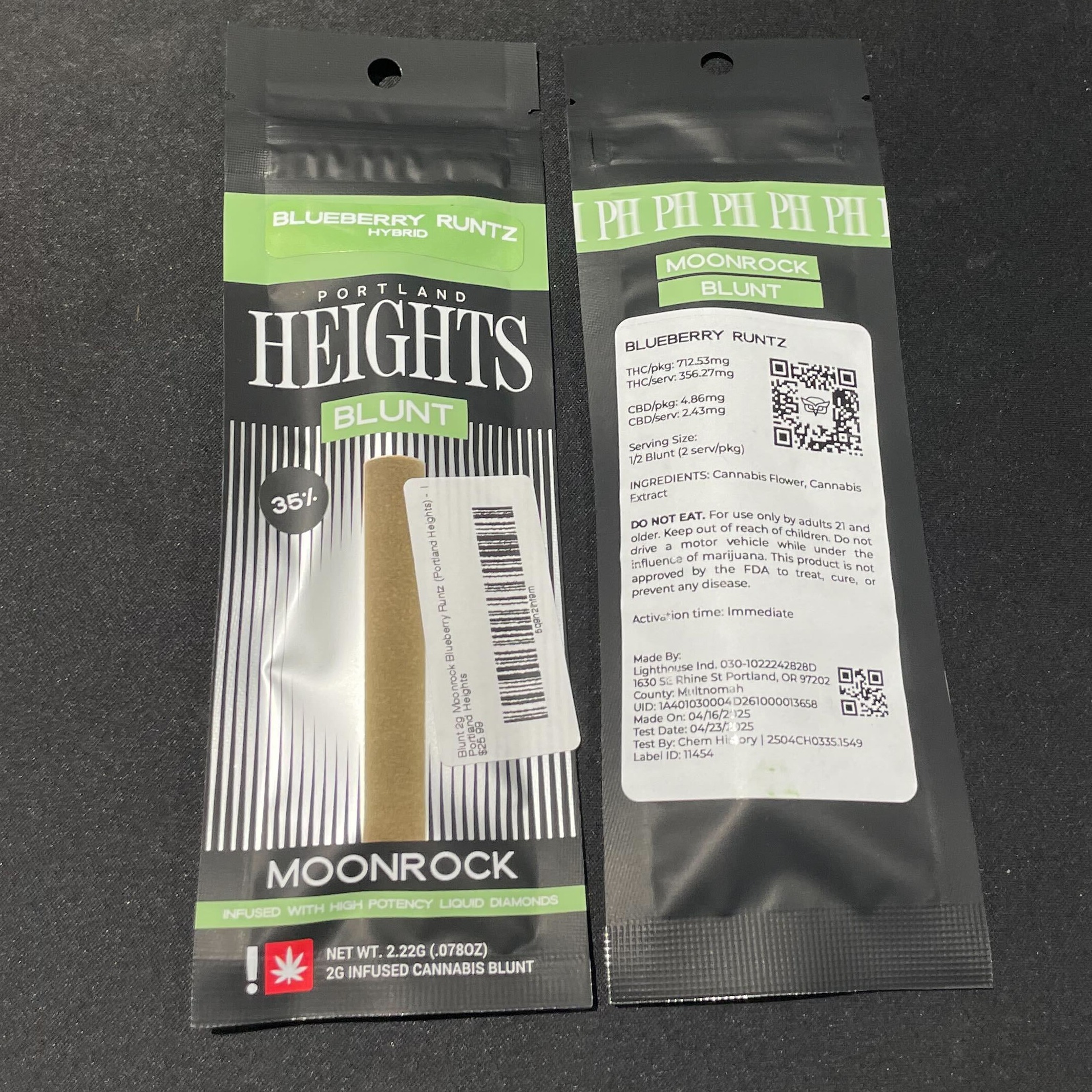 Photograph of product: Blunt 2g Moonrock Blueberry Runtz (Portland Heights)