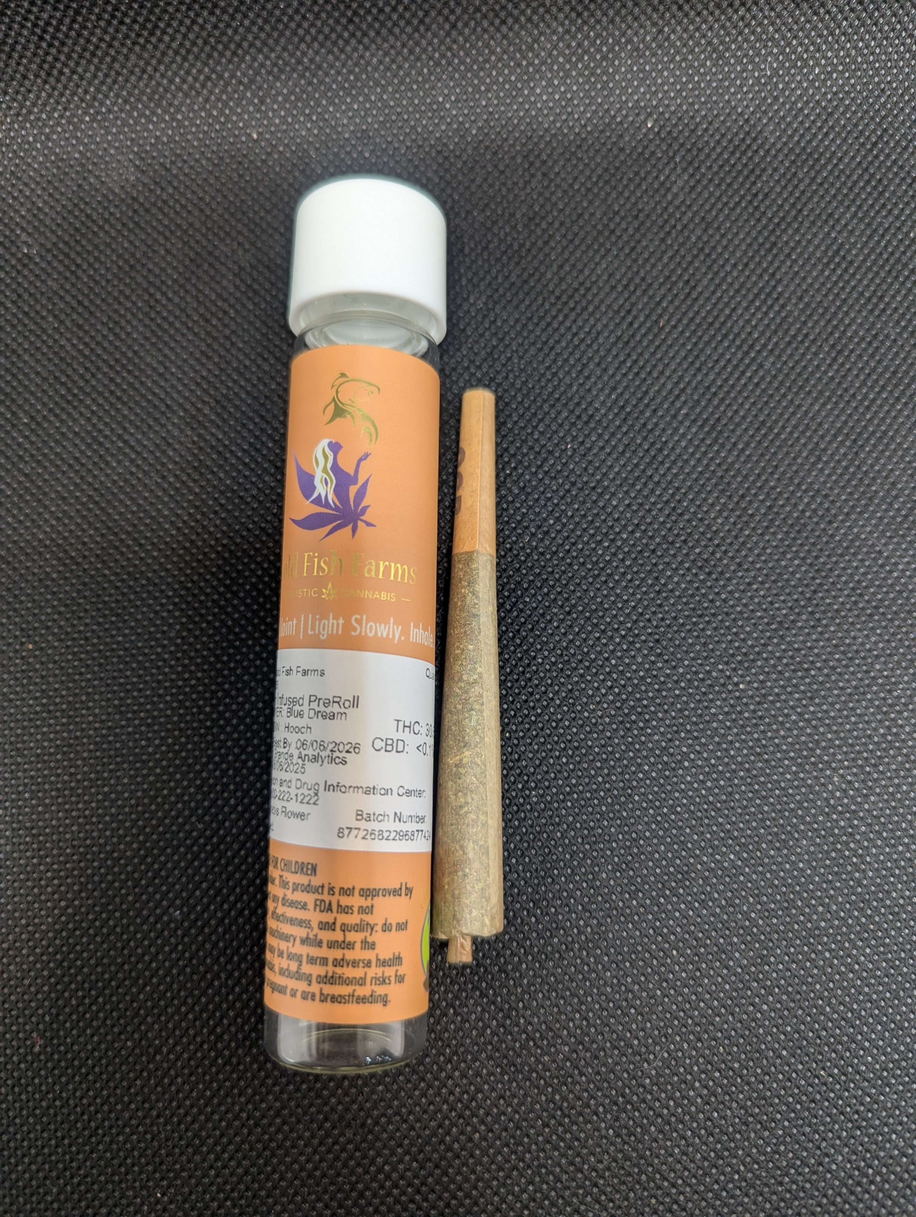 Photograph of product: Milkoui'd X Hooch 1g Infused Pre-Roll GOLDFISH